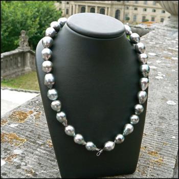 Graue Südsee-Perlenkette (PK001)
